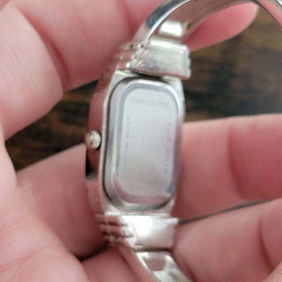 Vintage Watches Vellaccio Green Enamel Dial Quartz Ladies Watch Japan Movt - Picture 7 of 10